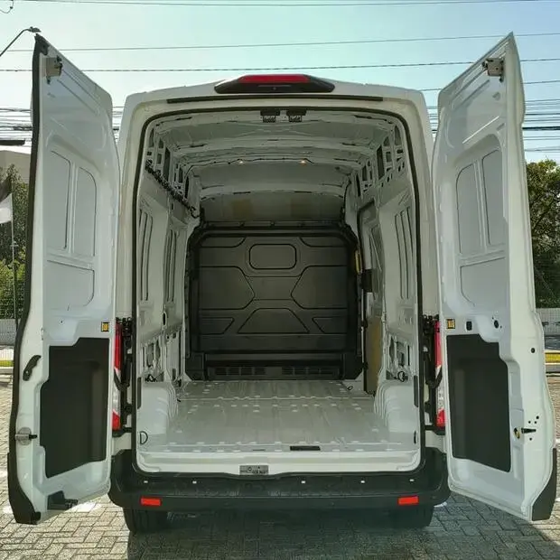 Ford TRANSIT 2.0 ECOBLUE DIESEL FURGÃO L3H3 AUTOMÁTICO