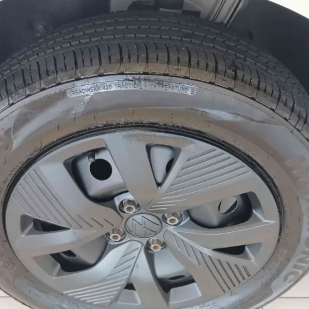 Volkswagen POLO 1.0 MPI TRACK MANUAL