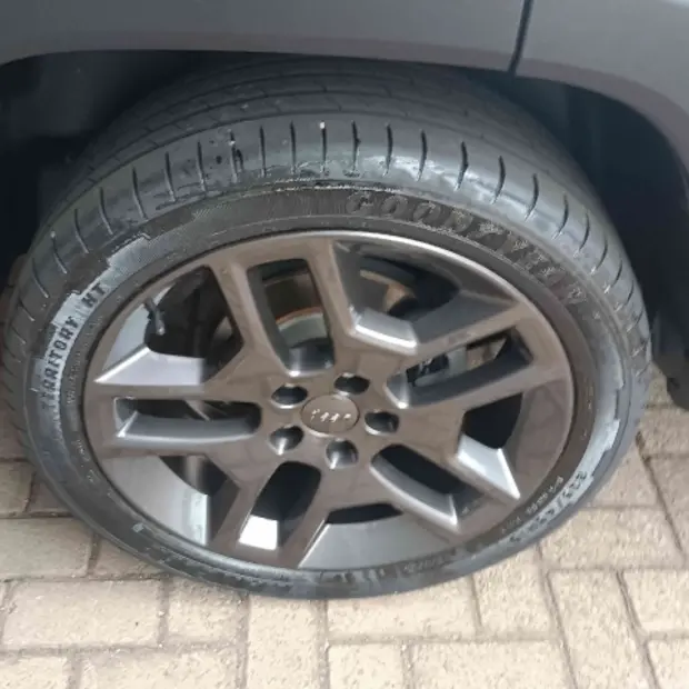 Jeep RENEGADE 1.8 16V FLEX LIMITED 4P AUTOMÁTICO