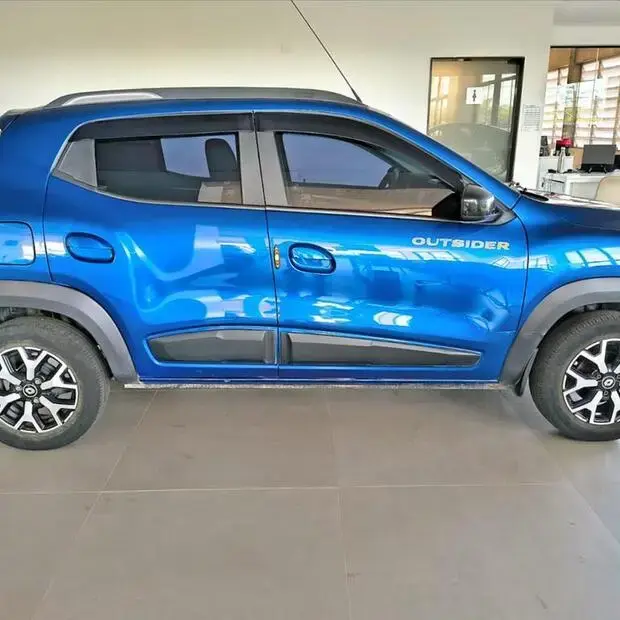 Renault KWID 1.0 12V SCE FLEX OUTSIDER MANUAL