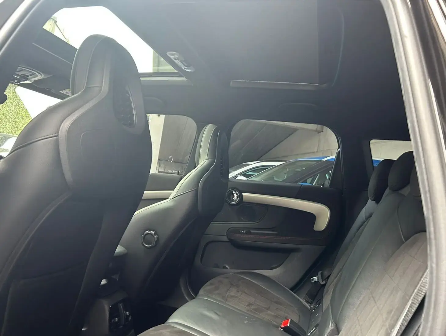 galeria Cooper Countryman