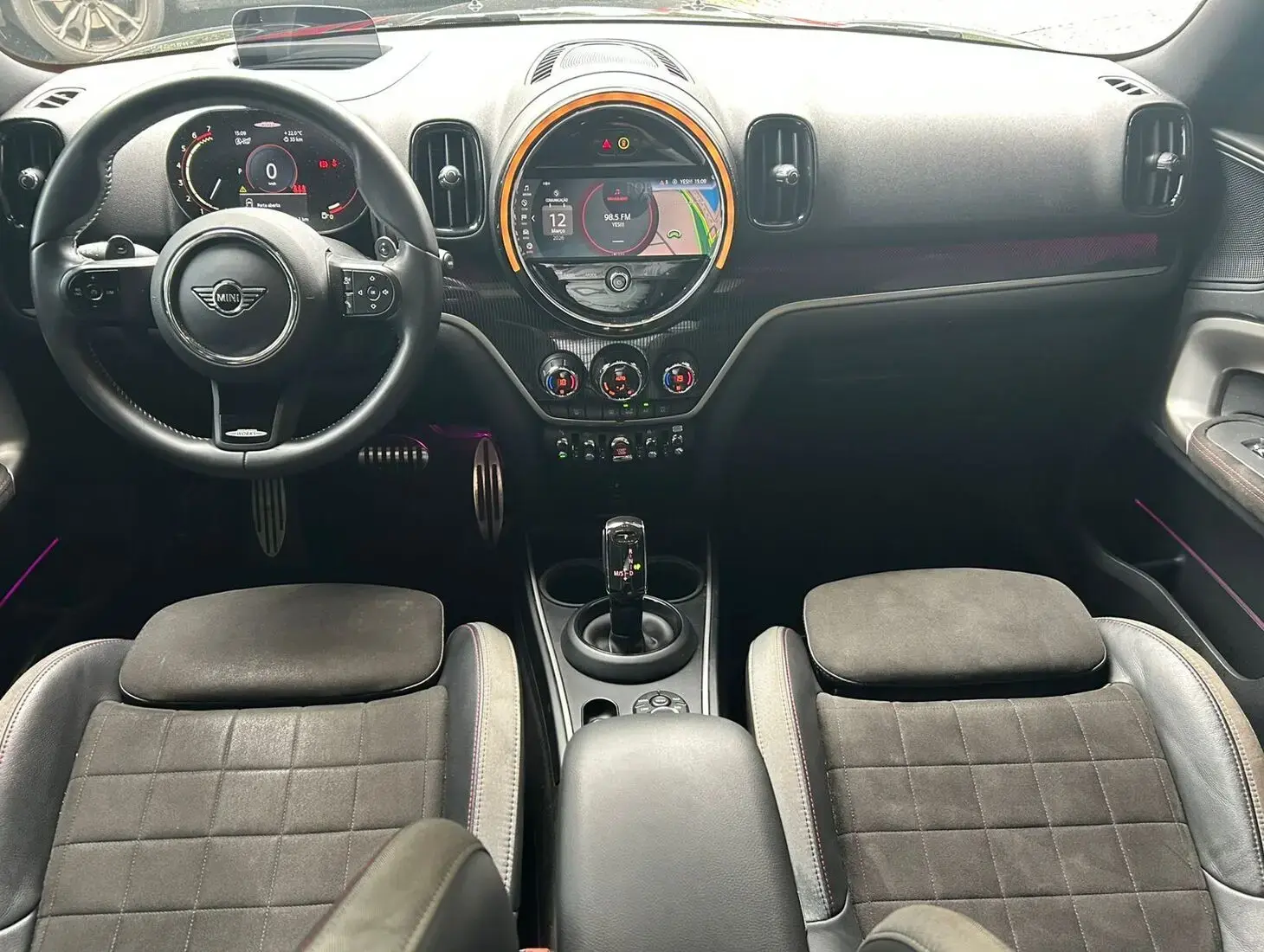 galeria Cooper Countryman