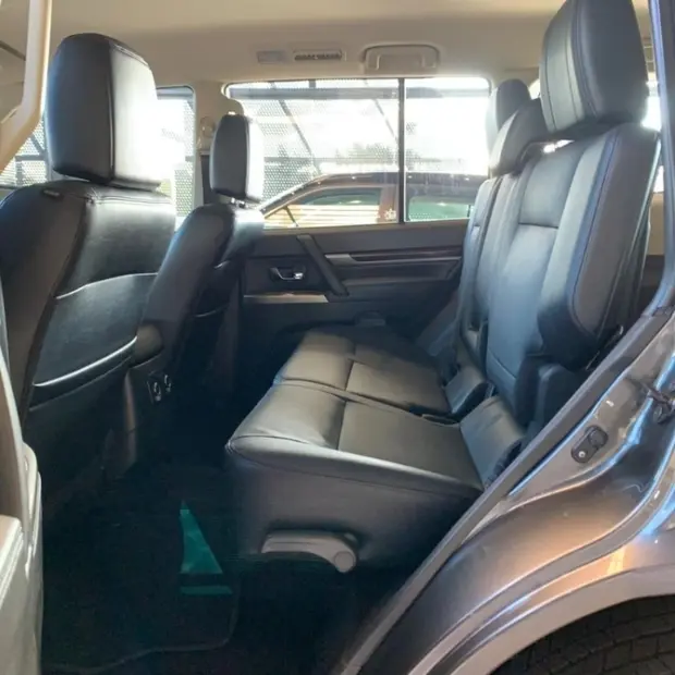 Mitsubishi PAJERO FULL 3.2 HPE 4X4 16V TURBO INTERCOOLER DIESEL 4P AUTOMÁTICO