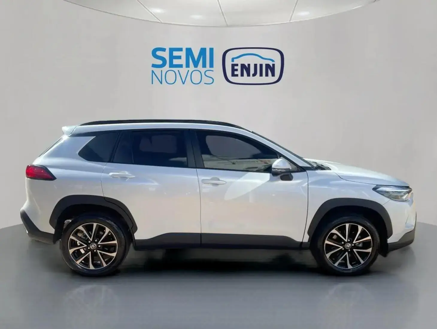 galeria COROLLA CROSS XRE