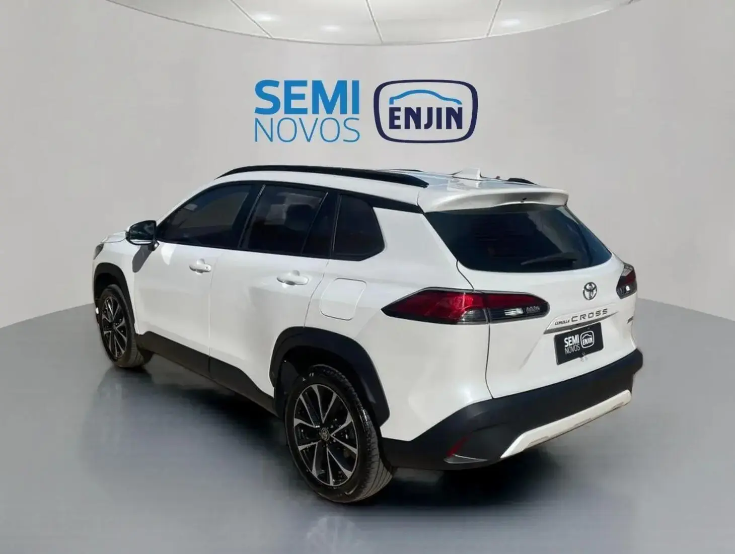 galeria COROLLA CROSS XRE