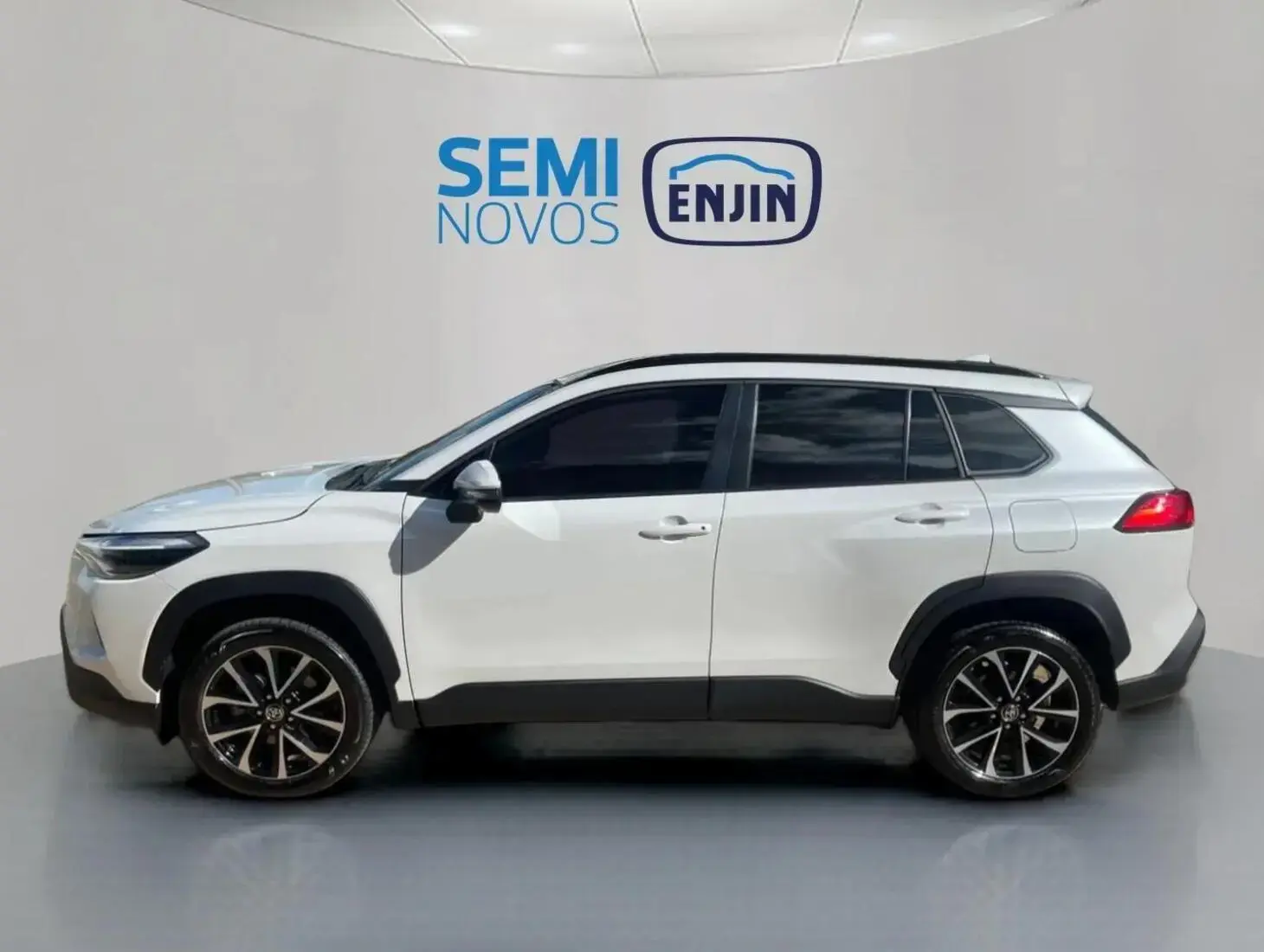 galeria COROLLA CROSS XRE