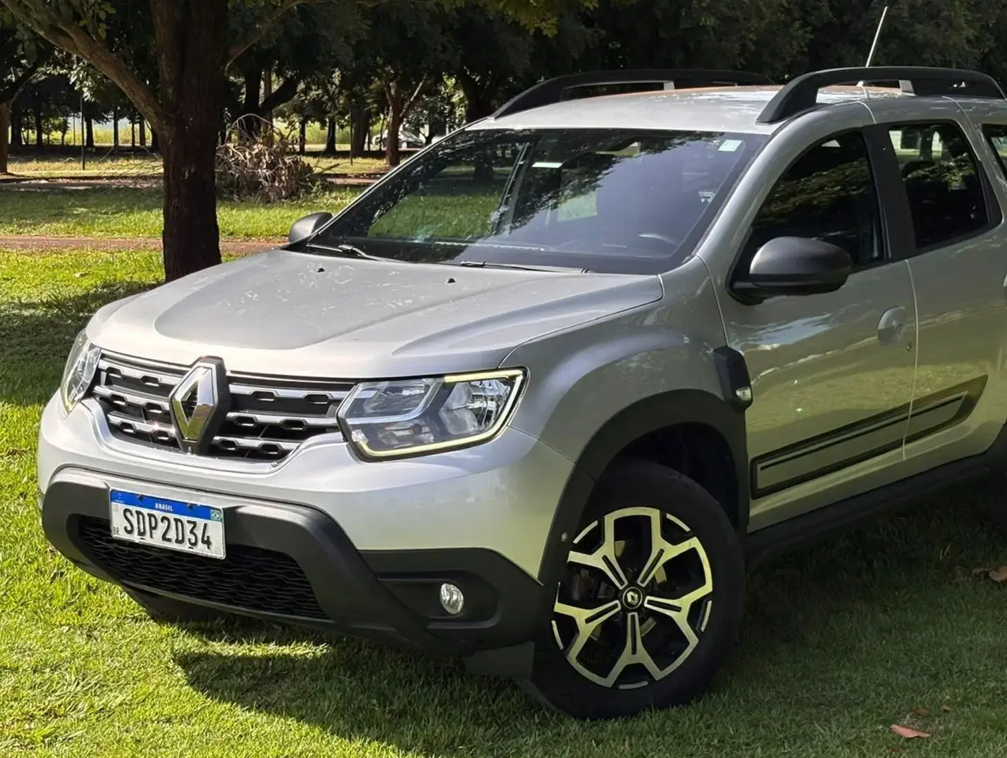 galeria RENALT DUSTER ICONIC 1.6