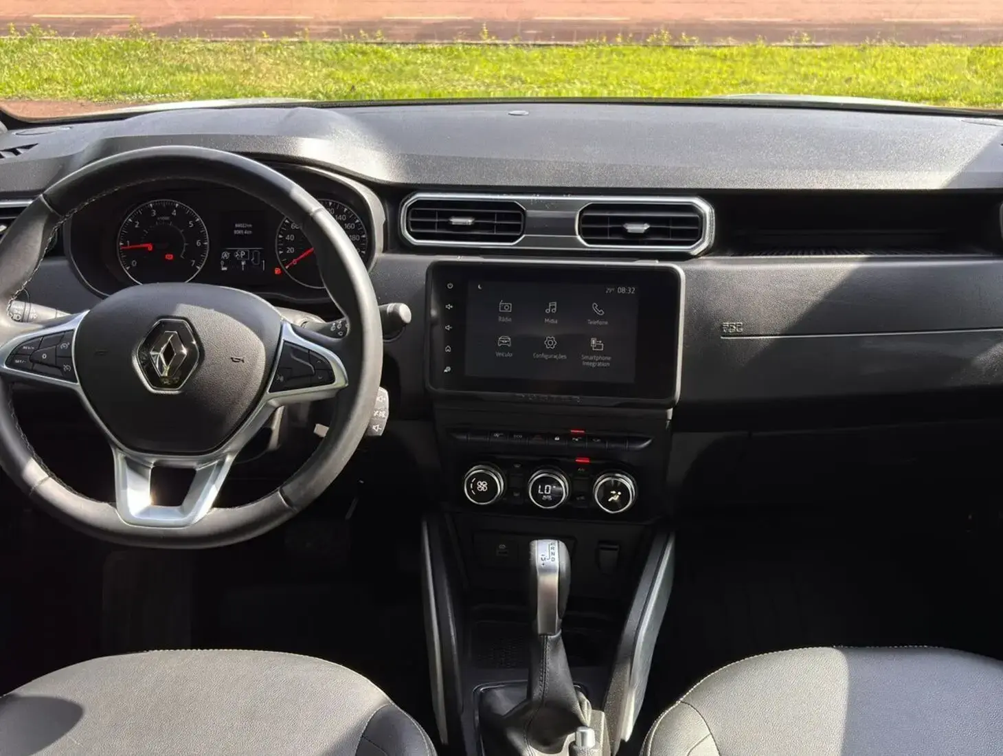 galeria RENALT DUSTER ICONIC 1.6