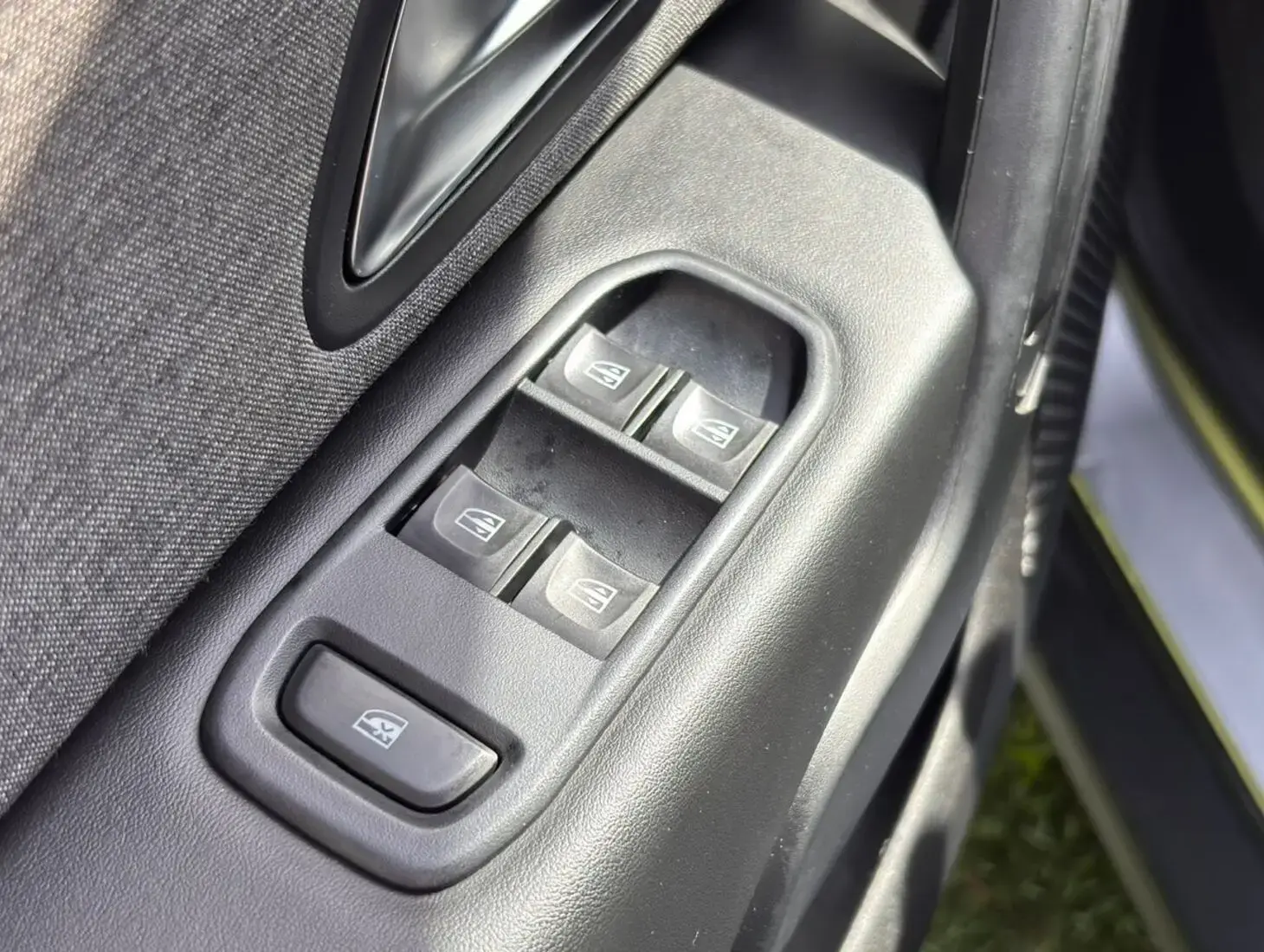 galeria RENALT DUSTER ICONIC 1.6