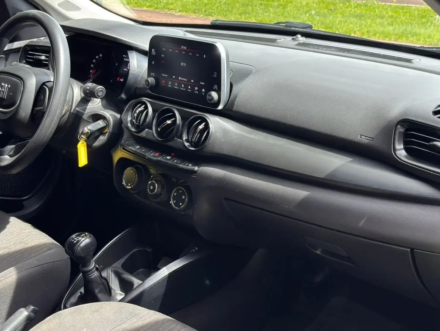 galeria FIAT CRONOS DRIVE 1.0