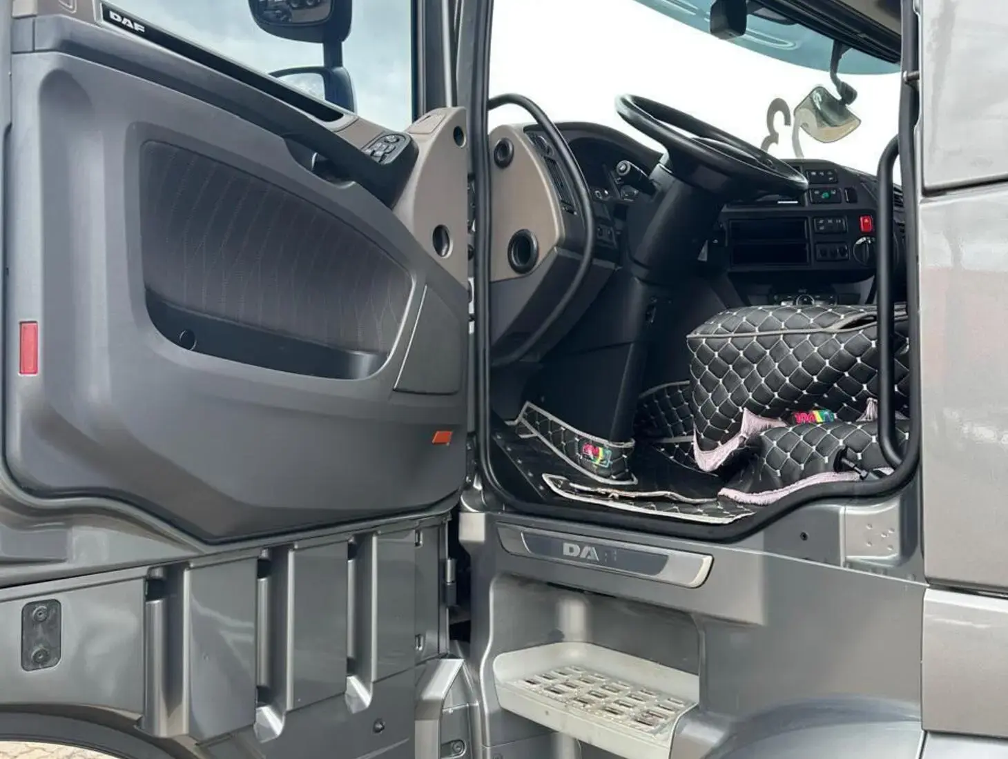 galeria DAF XF FTT 530