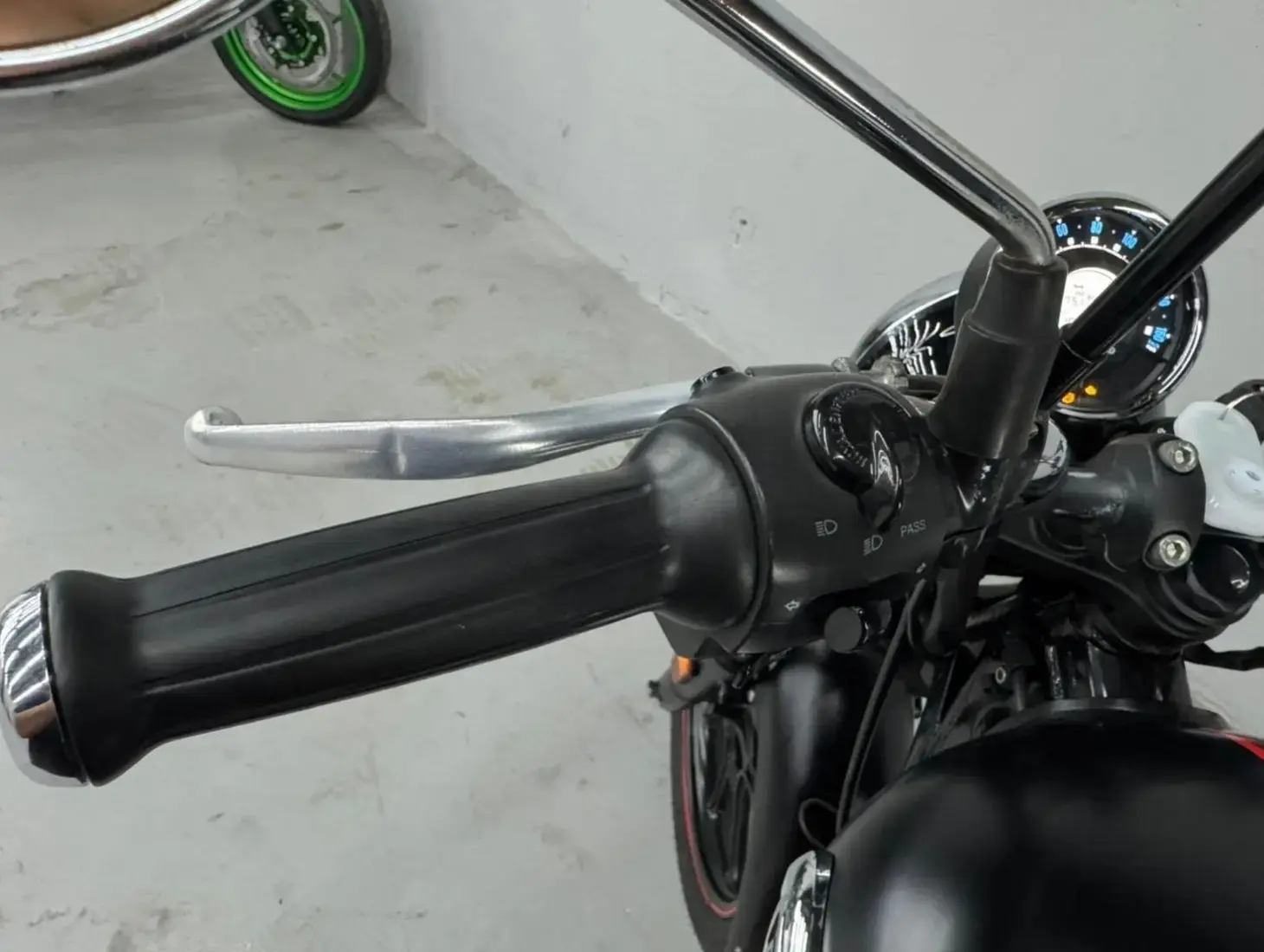 galeria Meteor 350 Stellar