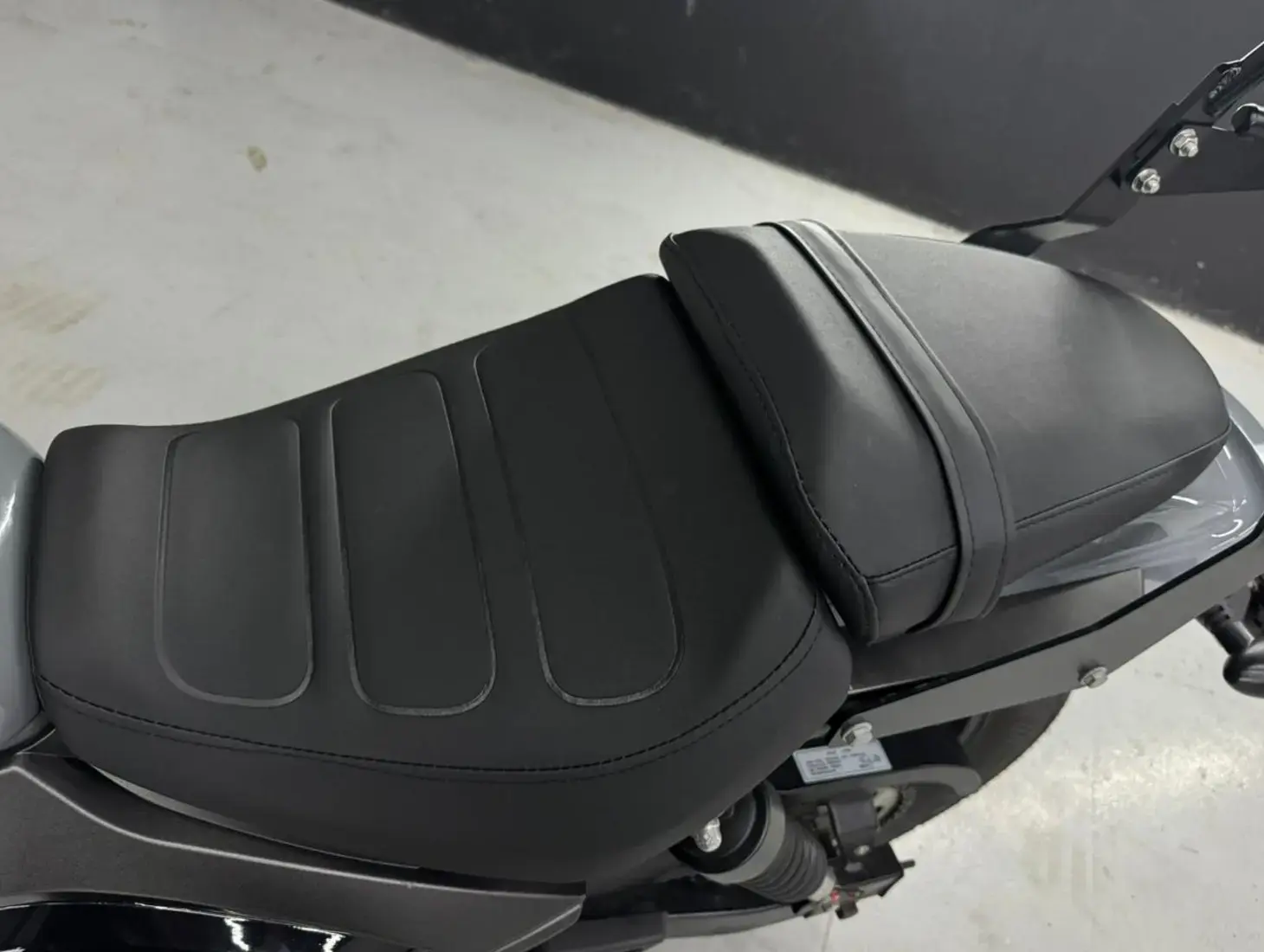 galeria IRON 250 EFI