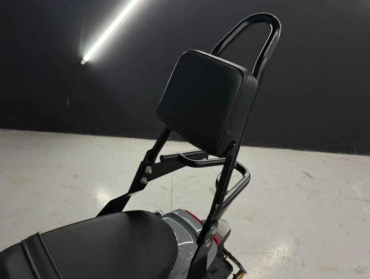 galeria IRON 250 EFI