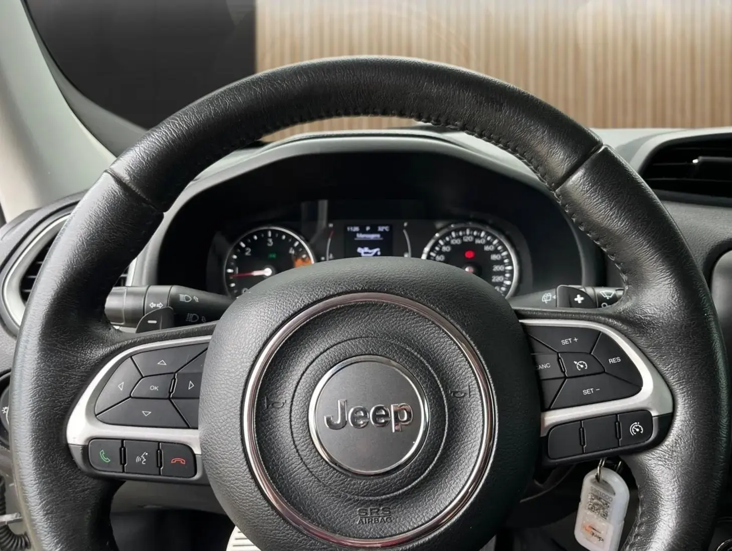 galeria Renegade Longitude 2.0 4x4 TB Diesel Aut