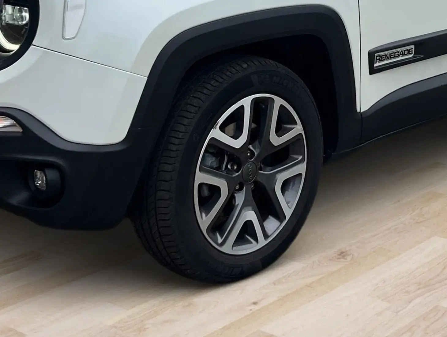 galeria Renegade Longitude 2.0 4x4 TB Diesel Aut