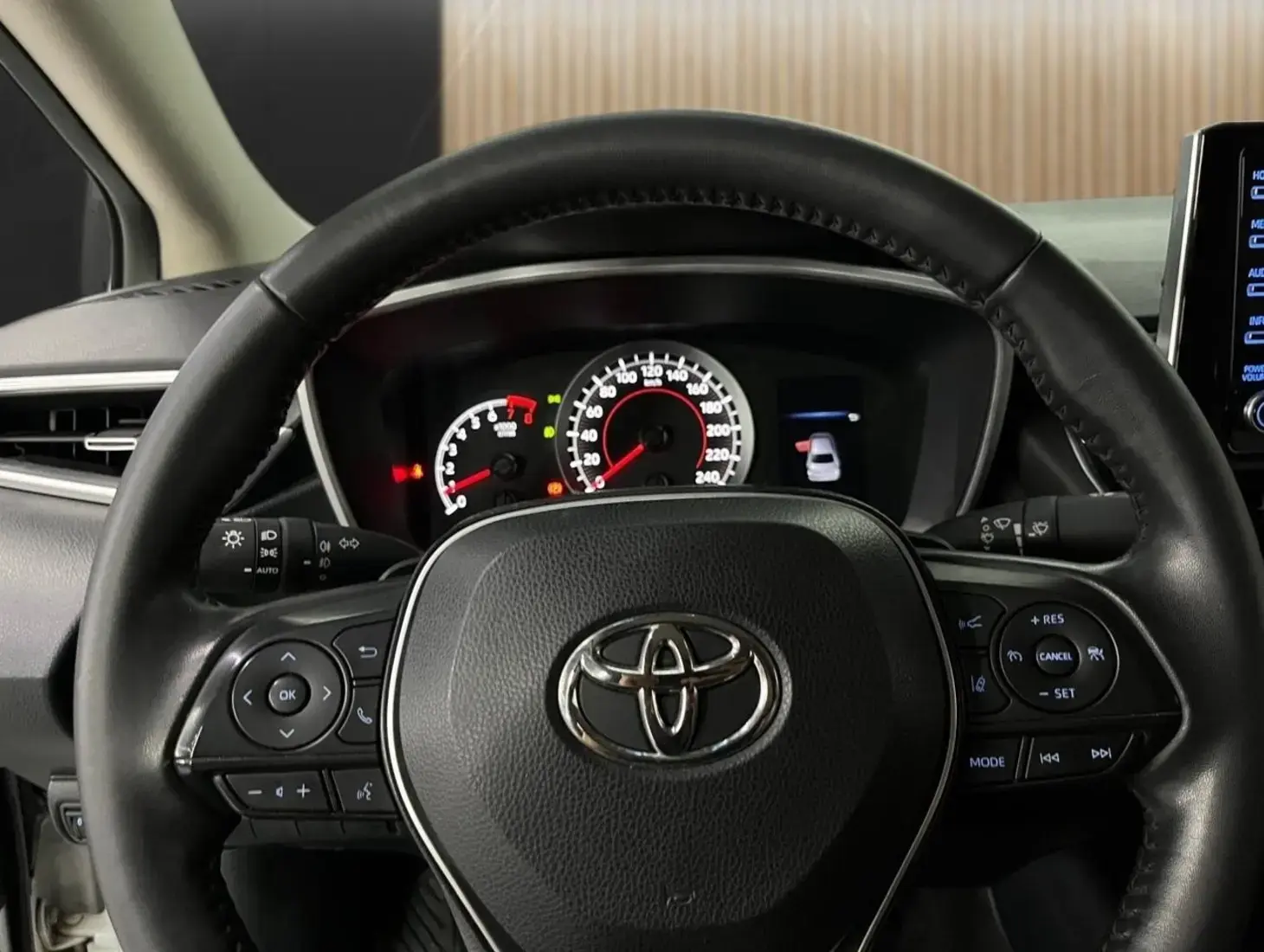 galeria Corolla XEi 2.0 Flex 16V Aut.