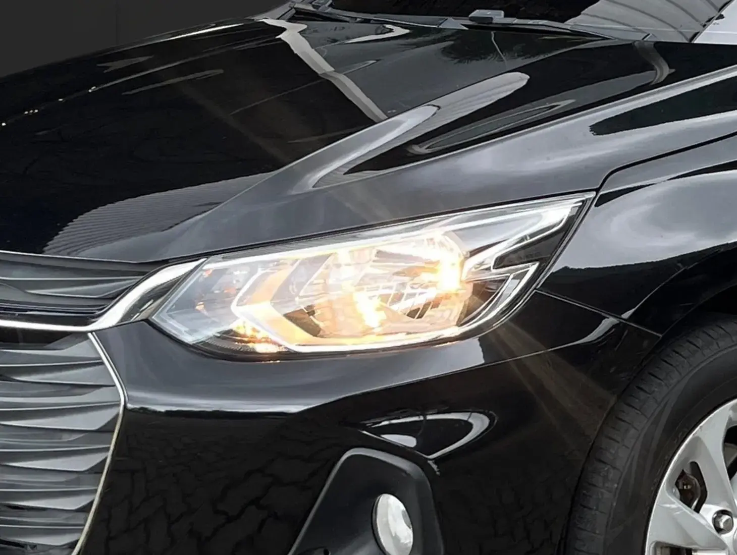 galeria ONIX SEDAN Plus LTZ 1.0 12V TB Flex Aut.