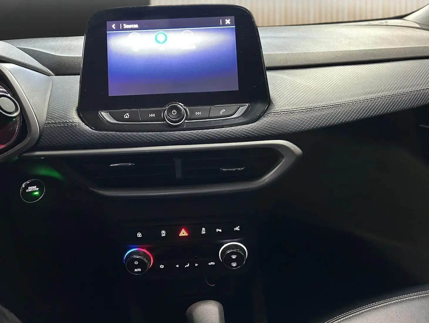 galeria TRACKER Premier 1.2 Turbo 12V Flex Aut.