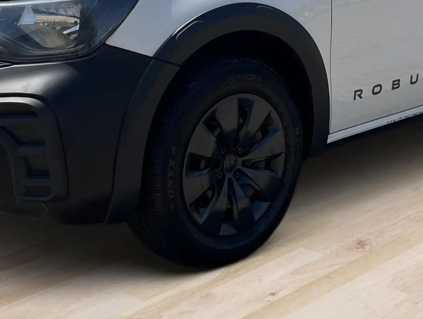 galeria Saveiro Robust 1.6 Total Flex 16V