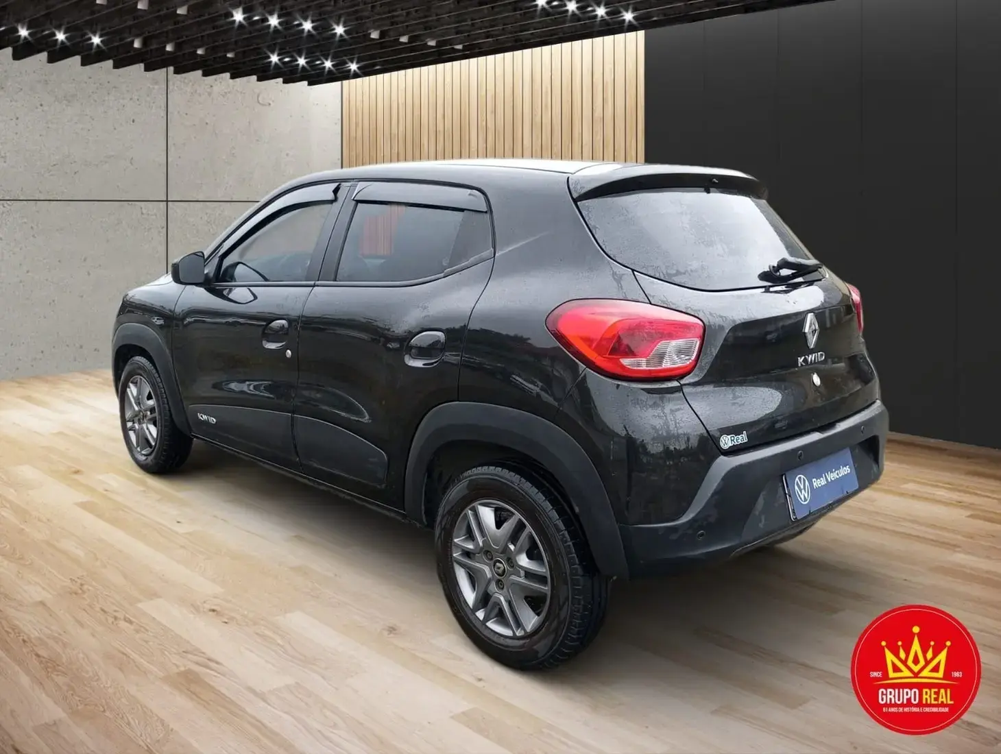 galeria KWID Intense 1.0 Flex 12V 5p Mec.