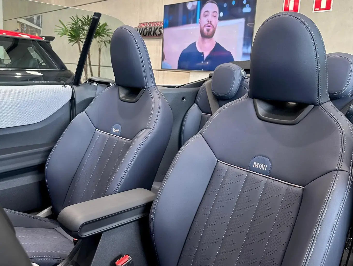 galeria Cooper Cabrio