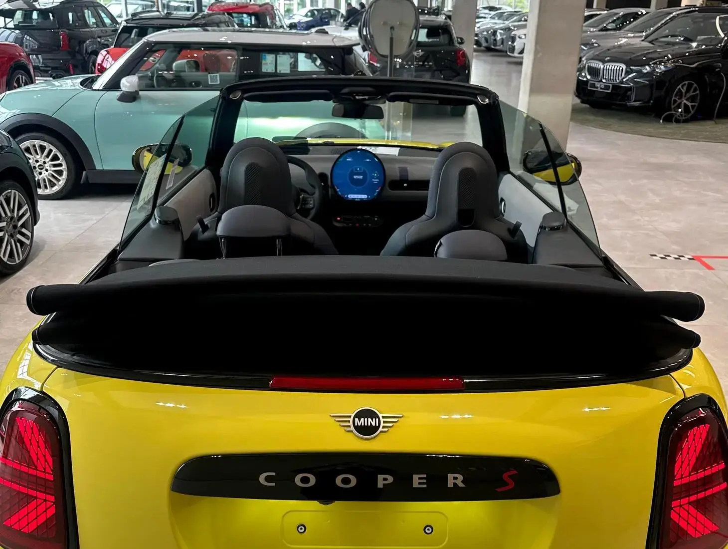 galeria Cooper Cabrio