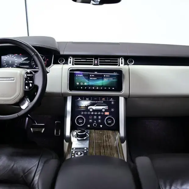 Land Rover Range Rover Vogue 4.4 SE SDV8 4X4 TURBO DIESEL 4P