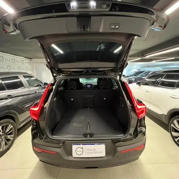 Volvo EX40 P8 RECHARGE TWIN ELECTRIC ULTRA BLACK EDITION AWD