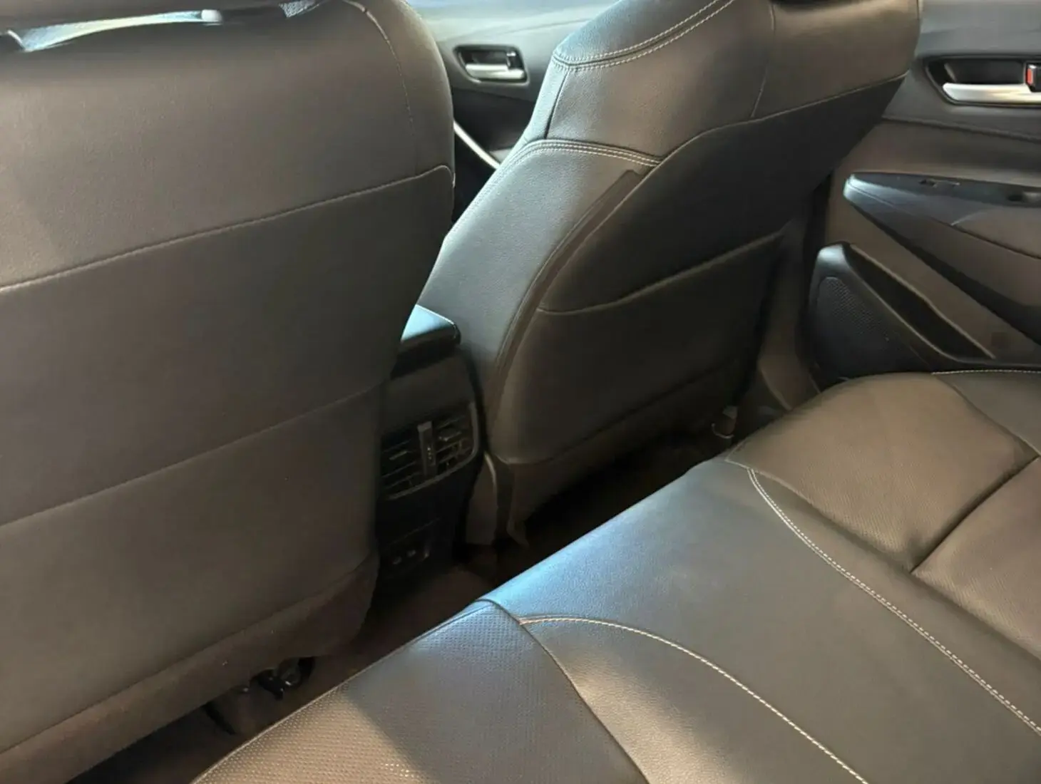 galeria COROLLA XEI 2023/2024