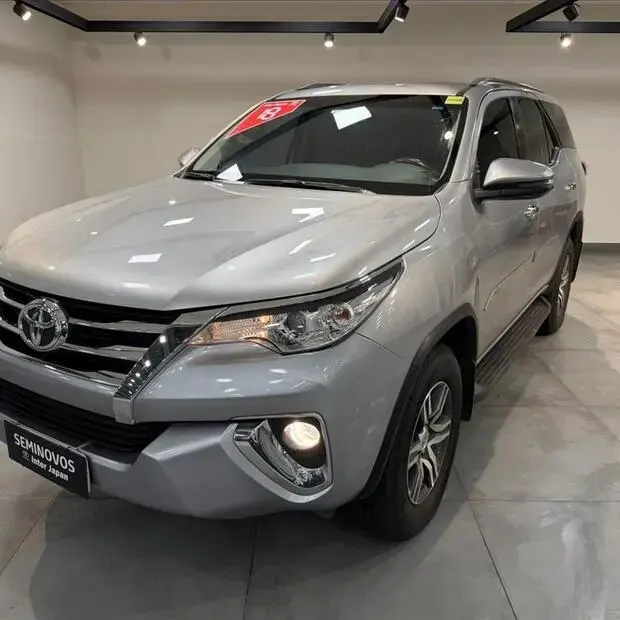 Toyota HILUX SW4 2.7 SRV 7 LUGARES 4X2 16V FLEX 4P AUTOMÁTICO