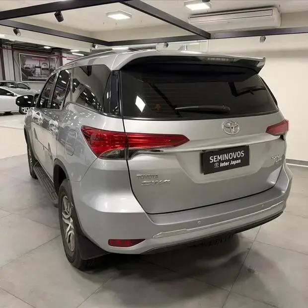 Toyota HILUX SW4 2.7 SRV 7 LUGARES 4X2 16V FLEX 4P AUTOMÁTICO