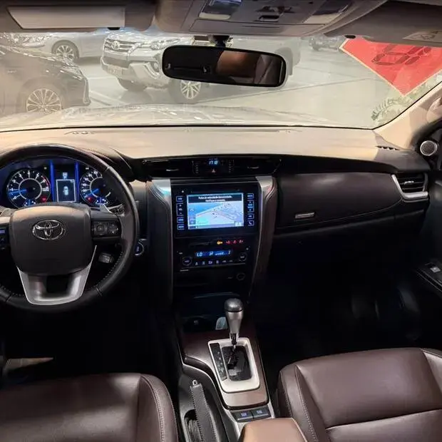 Toyota HILUX SW4 2.7 SRV 7 LUGARES 4X2 16V FLEX 4P AUTOMÁTICO