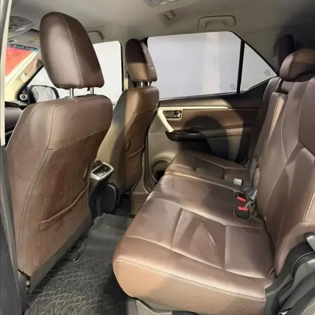 Toyota HILUX SW4 2.7 SRV 7 LUGARES 4X2 16V FLEX 4P AUTOMÁTICO