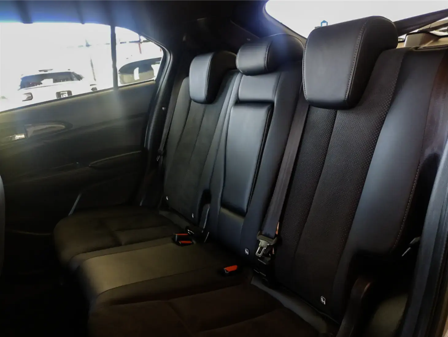 galeria ECLIPSE CROSS