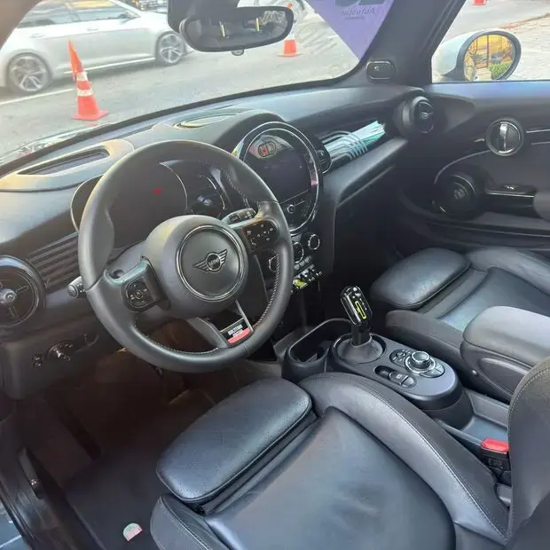 Mini Cooper SE Multitone Edit. 3p (Elétrico)