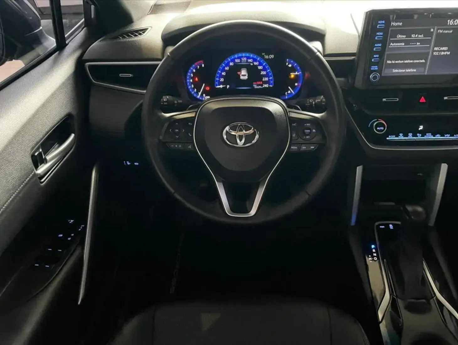 galeria COROLLA CROSS