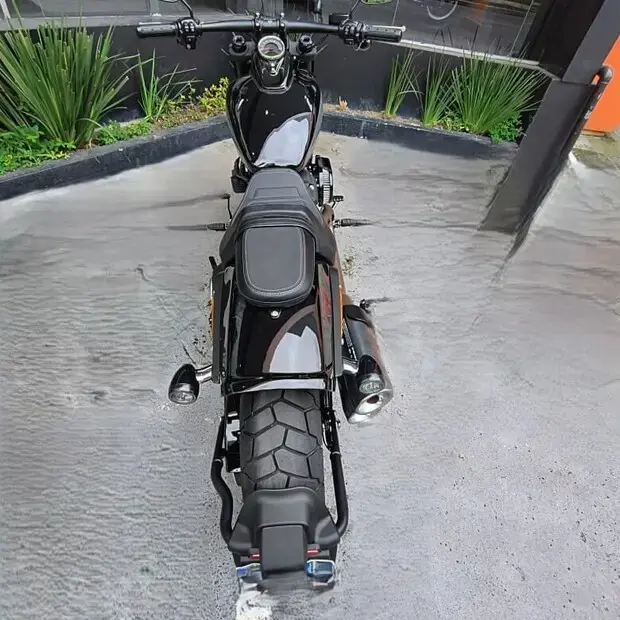 Harley Davidson FAT BOB FXFBS FAT BOB 114