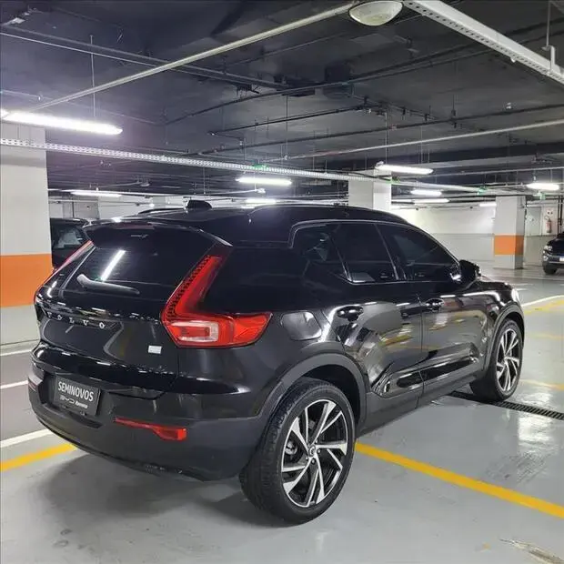 Volvo XC40 1.5 T5 RECHARGE R-DESIGN GEARTRONIC