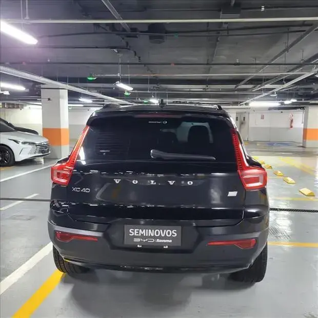 Volvo XC40 1.5 T5 RECHARGE R-DESIGN GEARTRONIC