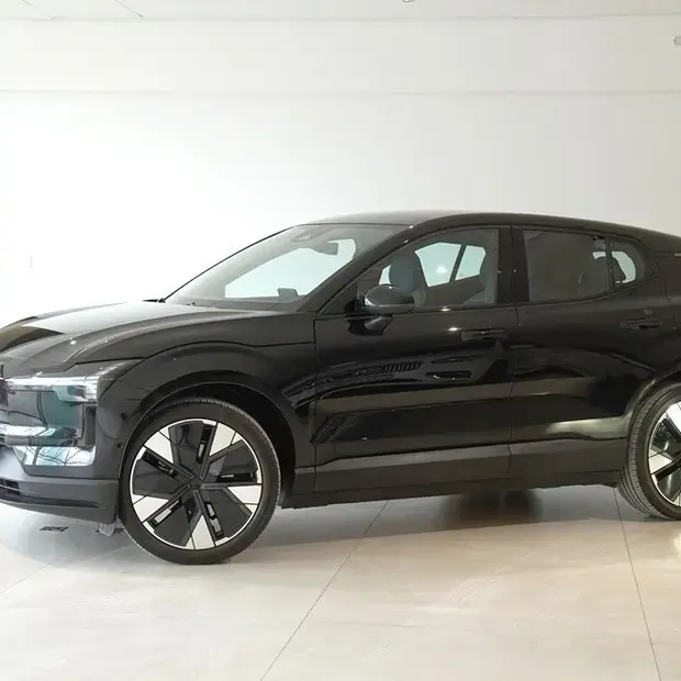 Volvo EX30 69 KW ELÉTRICO ULTRA