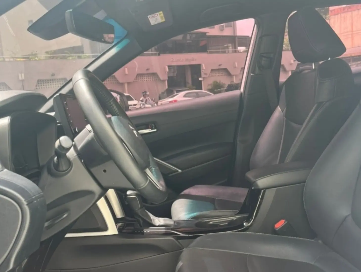 galeria COROLLA CROSS