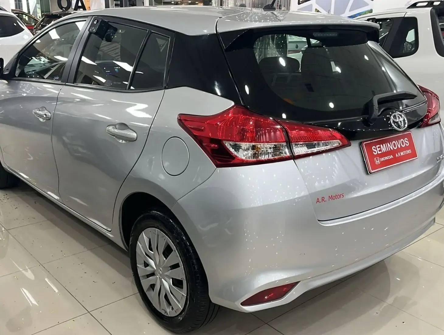 galeria Yaris