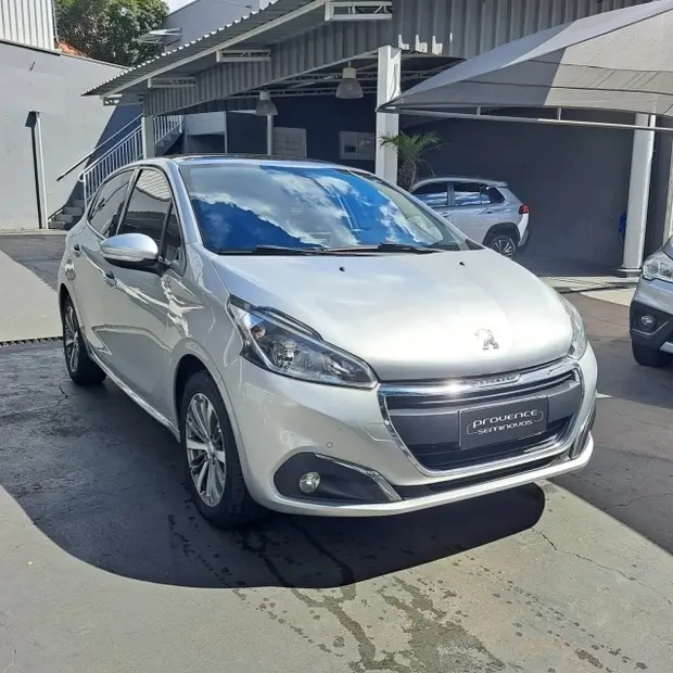 Peugeot 208 1.6 GRIFFE 16V FLEX 4P AUTOMÁTICO