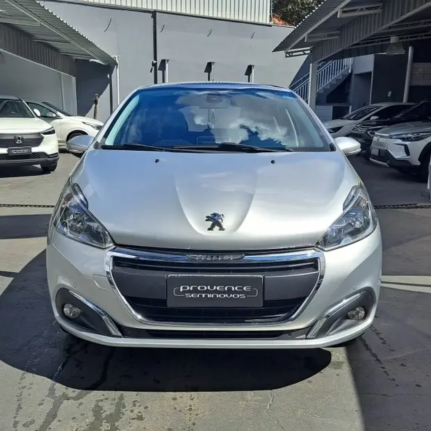 Peugeot 208 1.6 GRIFFE 16V FLEX 4P AUTOMÁTICO