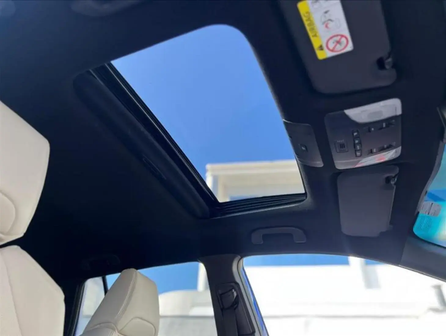 galeria COROLLA CROSS