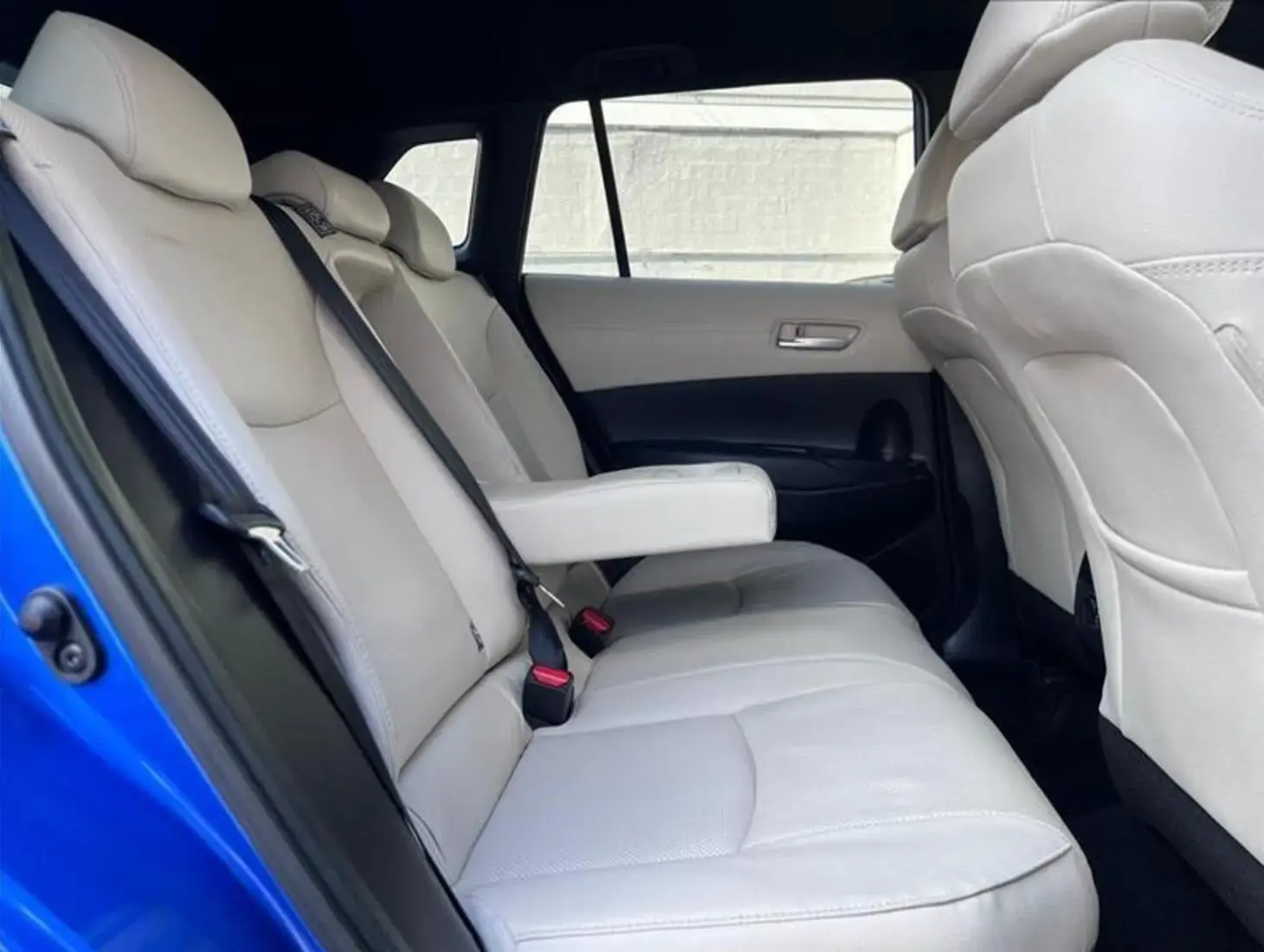 galeria COROLLA CROSS