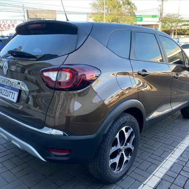 Renault CAPTUR 1.6 16V SCE FLEX INTENSE X-TRONIC