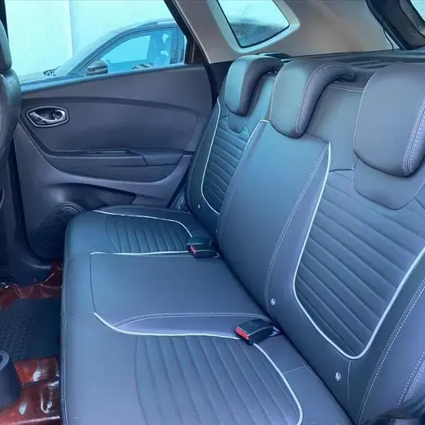 Renault CAPTUR 1.6 16V SCE FLEX INTENSE X-TRONIC