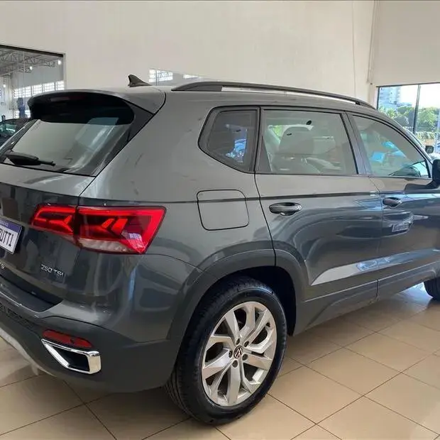 Volkswagen TAOS 1.4 250 TSI TOTAL FLEX COMFORTLINE AUTOMÁTICO